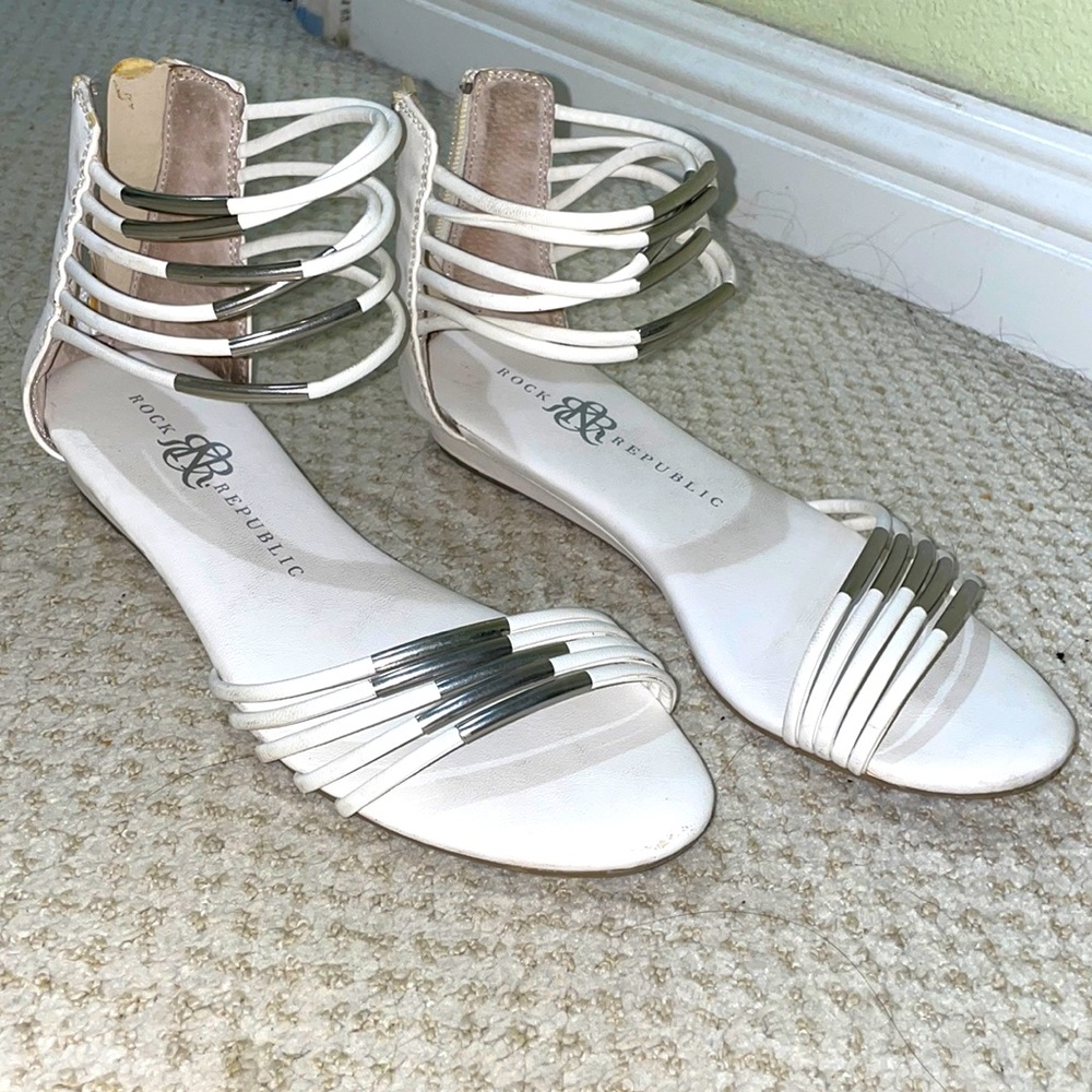 Rock & Republic White strappy sandals with silver hardware